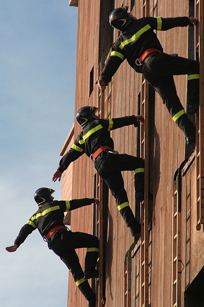 2) Scala a ganci.jpg